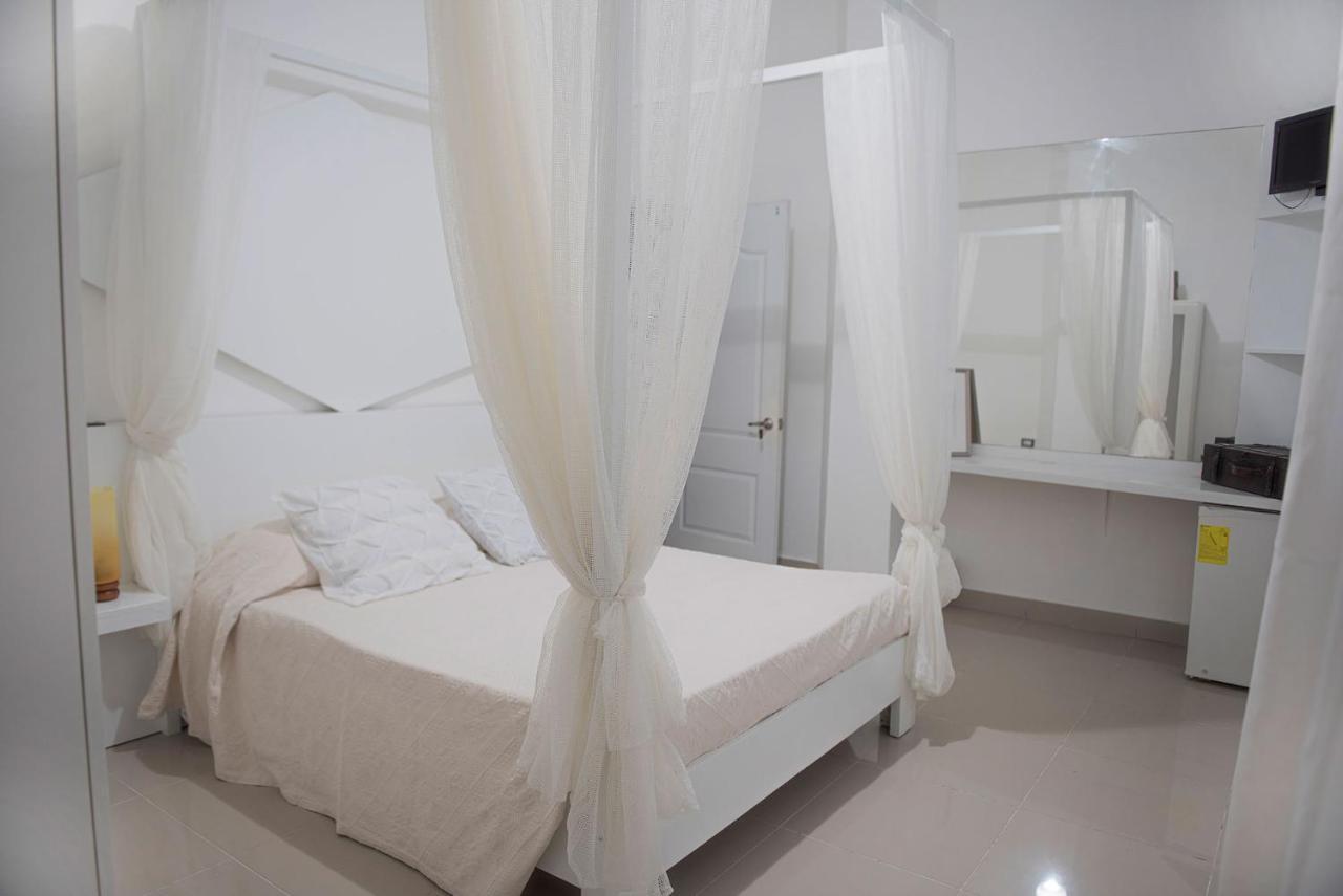 Hostal Mama Mambo - Zona Colonial Santo Domingo Exterior photo